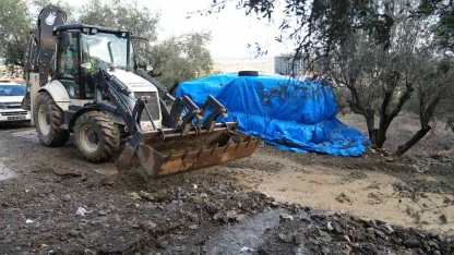 Başkan Şimşek yağıştan etkilenen mahallelerde incelemelerde bulundu