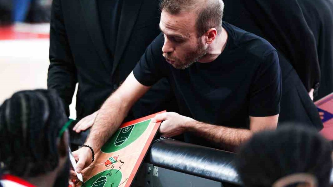 Basketbol Süper Ligi: Karşıyaka: 55 - Fenerbahçe: 91