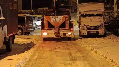 Battalgazi’de gece boyu kar mesaisi