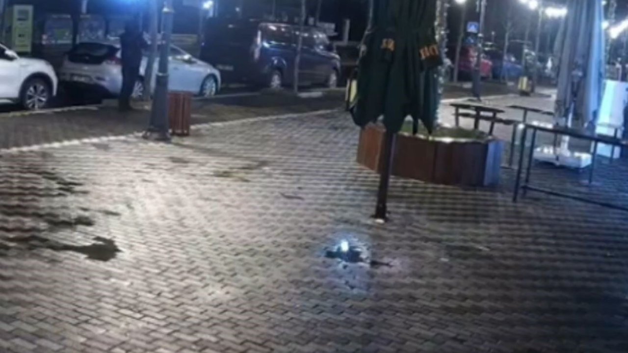 Beylikdüzü’nde iş yeri kurşunlama anı kamerada