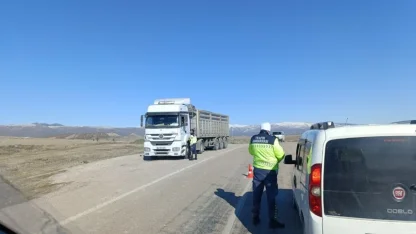 Beypazarı jandarma ekiplerinden trafik denetimi
