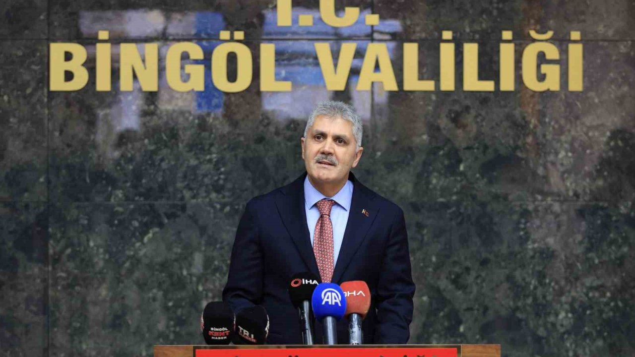 Bingöl Valisi Çelik görevine başladı