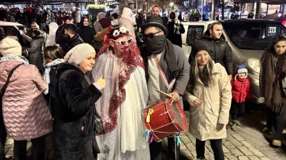 Birbirinden ilginç kostümlerle Kalandar geleneği yaşatıldı