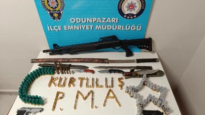 Bisikletle çarptığı vatandaşı tehdit eden şahsın tutuklandı