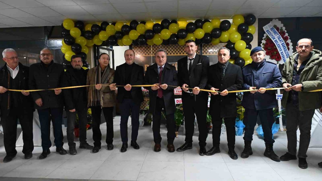 Bozüyük’te Taksiciler ve Taksi Dolmuşçuları Derneği Ofisi hizmete girdi