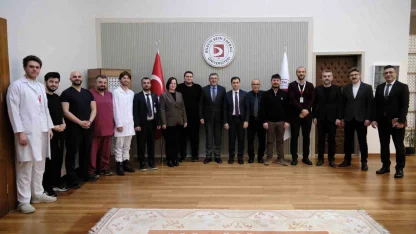 BŞEÜ sağlıkta gücünü artırıyor: 7 asistan hekim uzmanlık eğitimine başladı