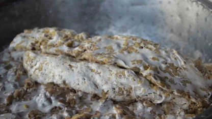 Bu helva kışın üşütmüyor: Yapımı 3 gün sürüyor