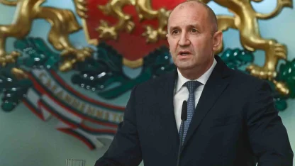 Bulgaristan Cumhurbaşkanı Radev istifa etti