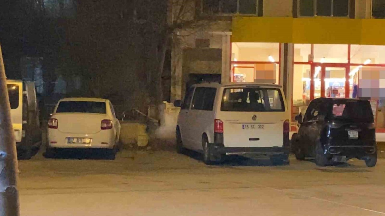 Burdur’da şüpheli çanta fünye ile patlatıldı