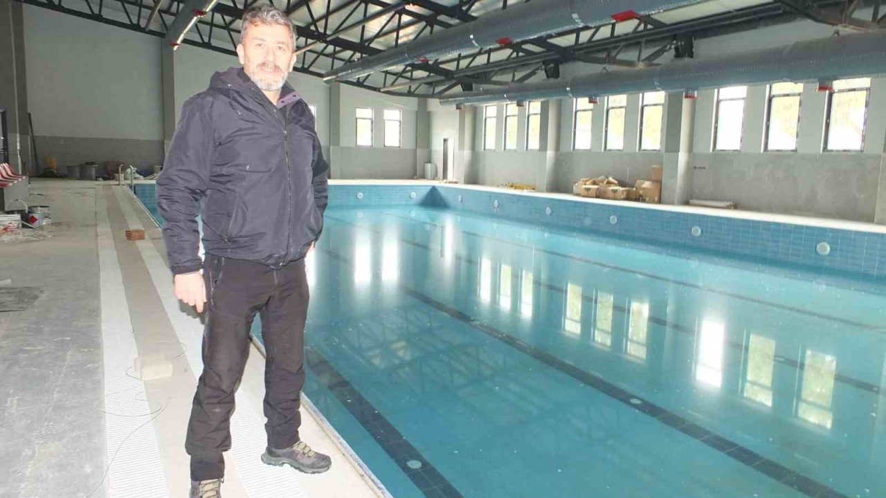 Burhaniye’de yüzme bilmeyen kalmayacak