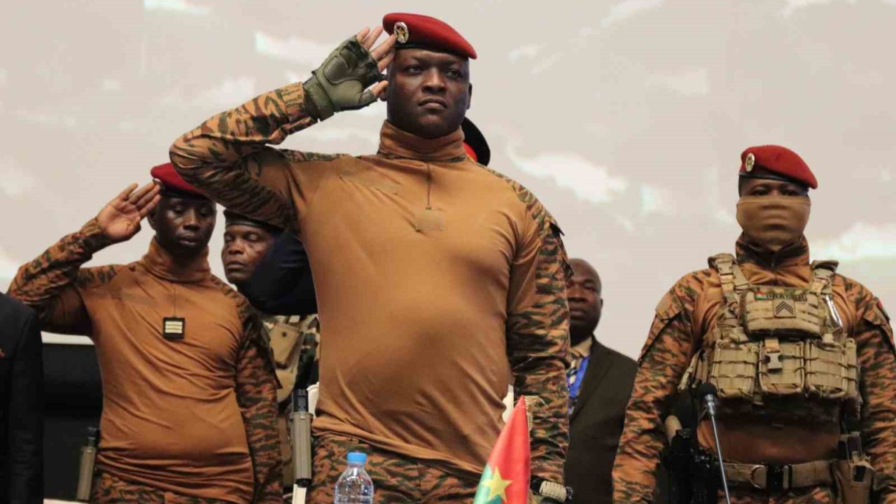 Burkina Faso Devlet Başkanı Traore’ye suikast girişimi engellendi