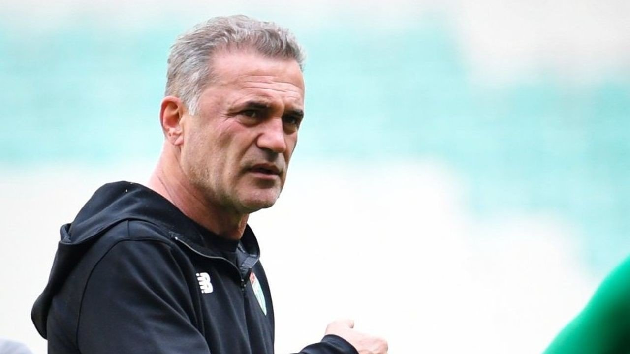 Bursaspor’da Tahsin Tam ile yollar ayrıldı