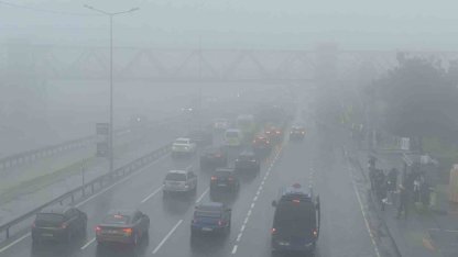 Büyükçekmece’de aniden bastıran sis nedeniyle görüş mesafesi düştü