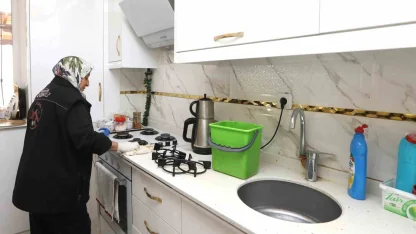 Büyükşehir 2025 yılında engelli ve bakıma muhtaç bireylerin 2 bin 795 kez kapısını çaldı