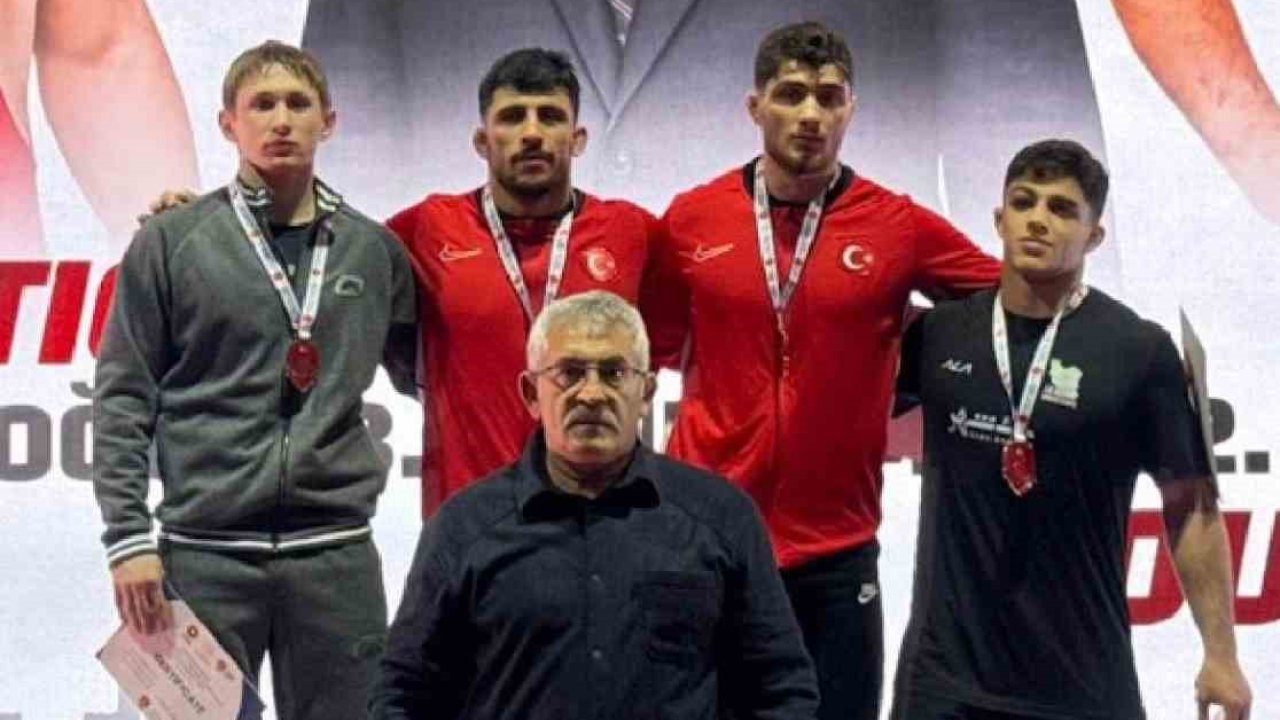 Büyükşehir güreşçisinden uluslararası başarı