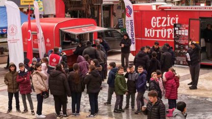 Çanakkale Savaşları Mobil Müzesi Sındırgı’da yoğun ilgi gördü