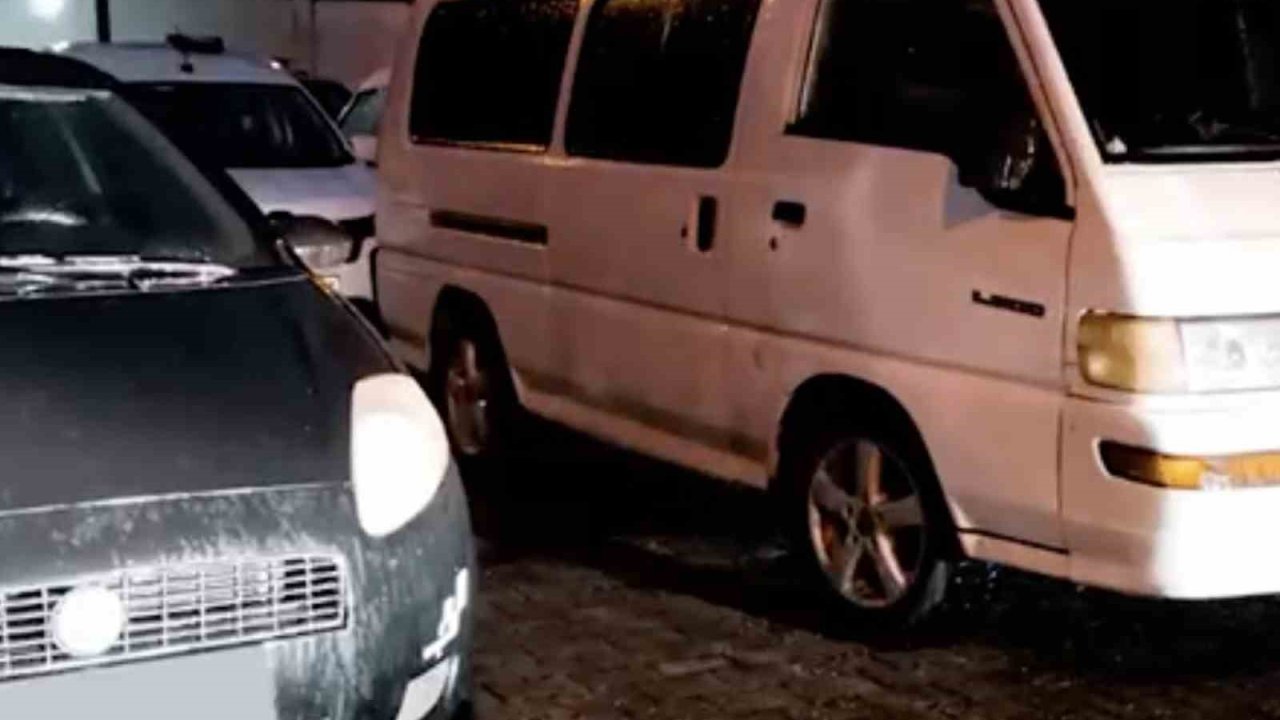 Çanakkale’de 33 kaçak göçmen yakalandı, 5 organizatör tutuklandı