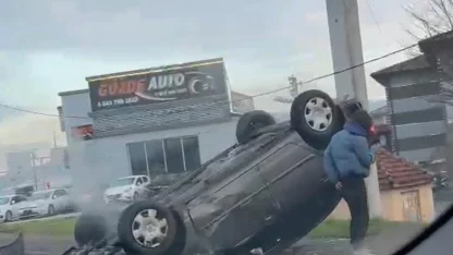 Çaycuma’da otomobil takla attı