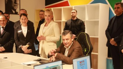 CHP Genel Başkanı Özgür Özel’den Başkan Doğana övgü dolu sözler