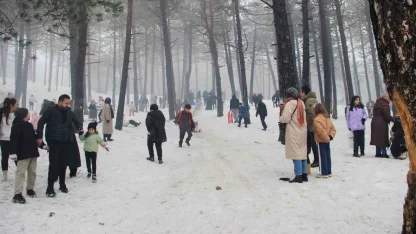Çorum’da kar festivali vatandaşların akınına uğradı