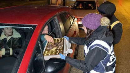 Denetime girenler ceza yerine çikolata yedi