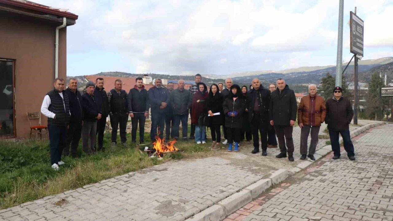 Denizli’de 258 dairelik sitenin altyapı sorununa yıllardır çözüm bulunamıyor