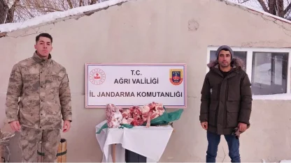 Diyadin’de uygunsuz şartlarda taşınan etlere el konuldu