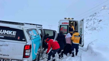 Diyarbakır’da zorlu kış şartlarında sağlık seferberliği: Kapalı yollarda UMKE ve 112’den zamanla yarış
