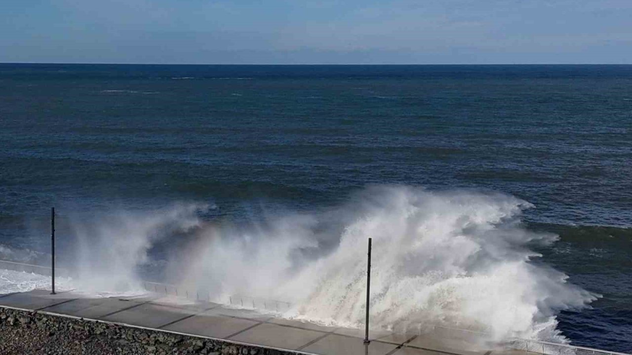 Doğu Karadeniz’de fırtına uyarısı