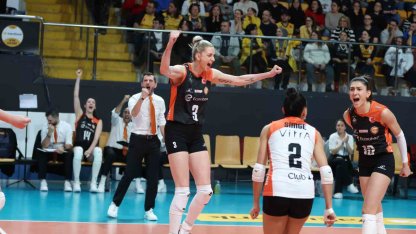 Eczacıbaşı Dynavit, derbide V. Bank’ı 3-1’le geçti