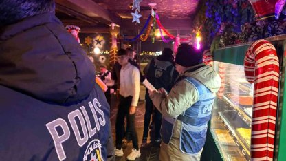 Edremit polisi yılbaşında kuş uçurtmadı