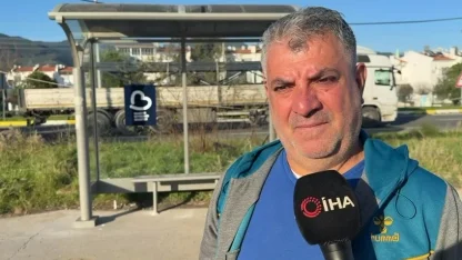 Edremit’te bir babanın kızı ıslanmasın diye yaptığı durak belediyeyi harekete geçirdi