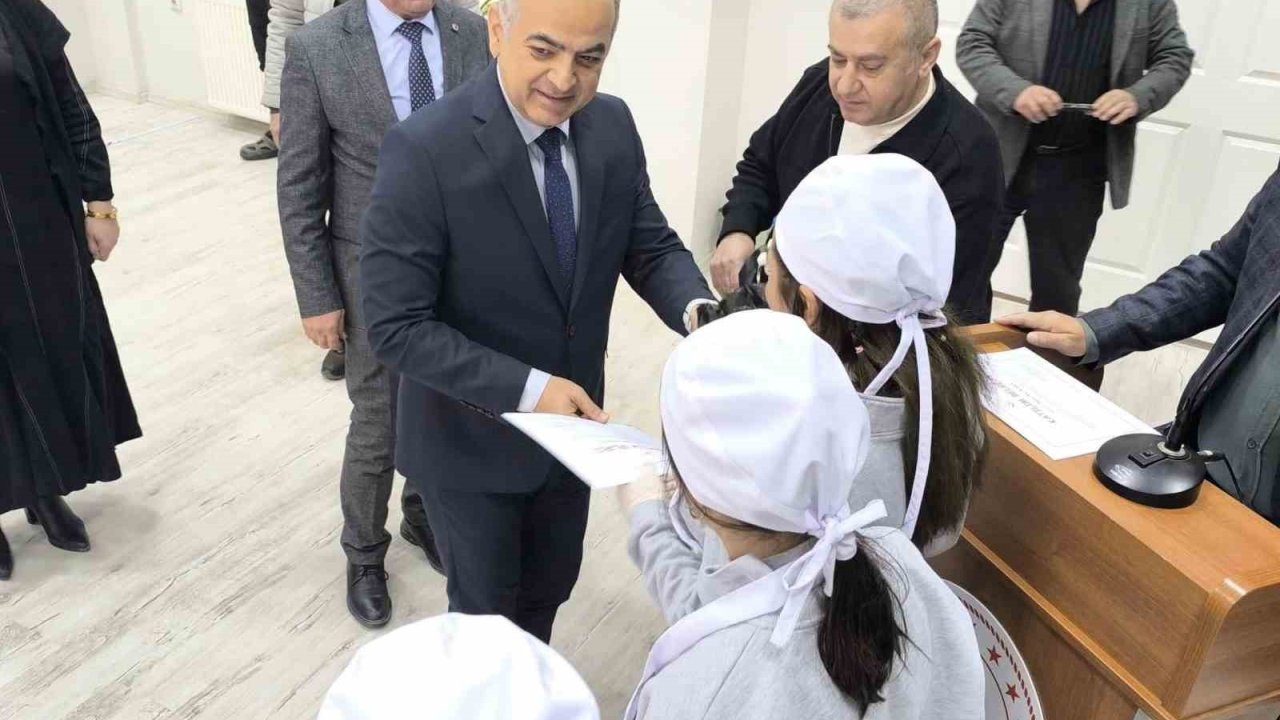 Elazığ’da çocuklara yönelik yemek yarışması