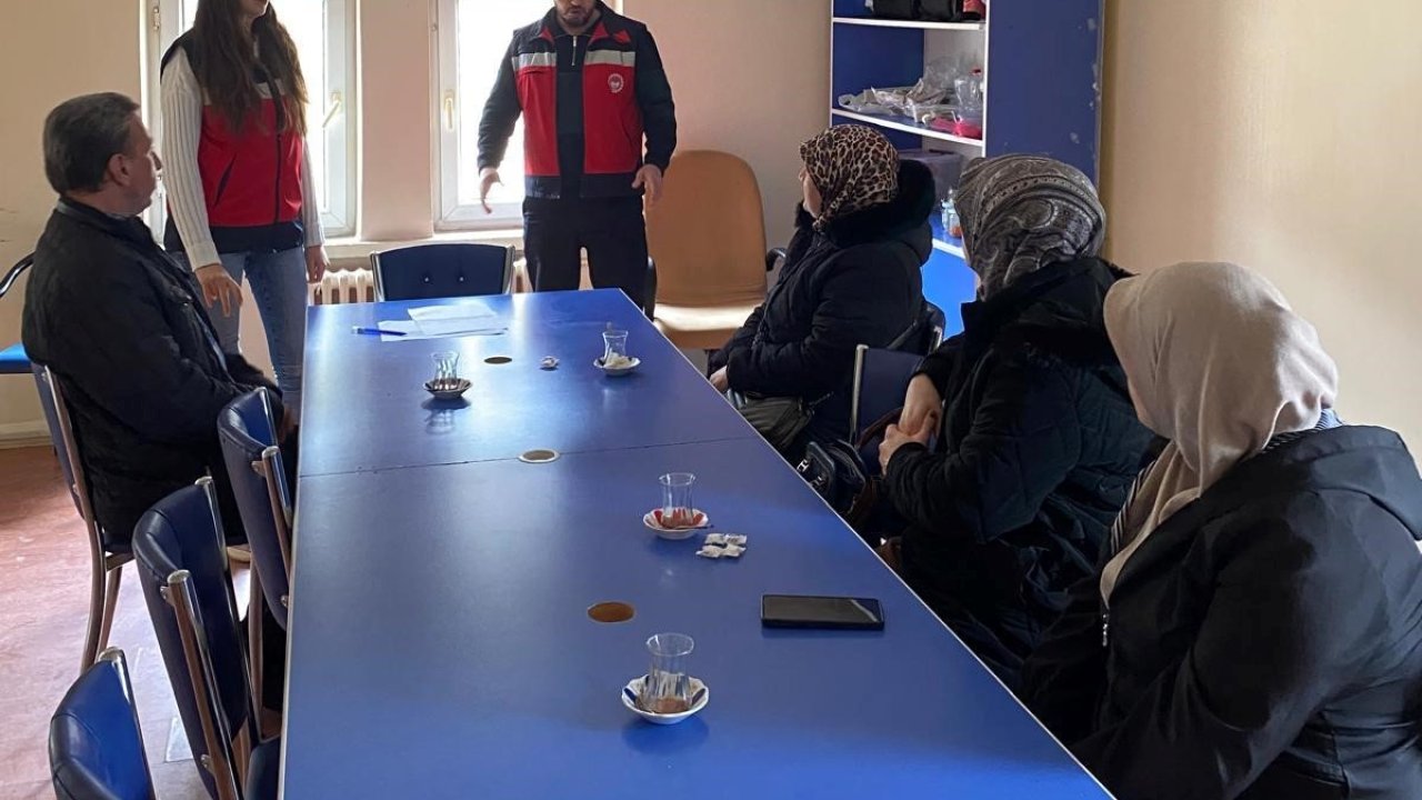 Emet’te okul personeline özel hijyen eğitimi verildi