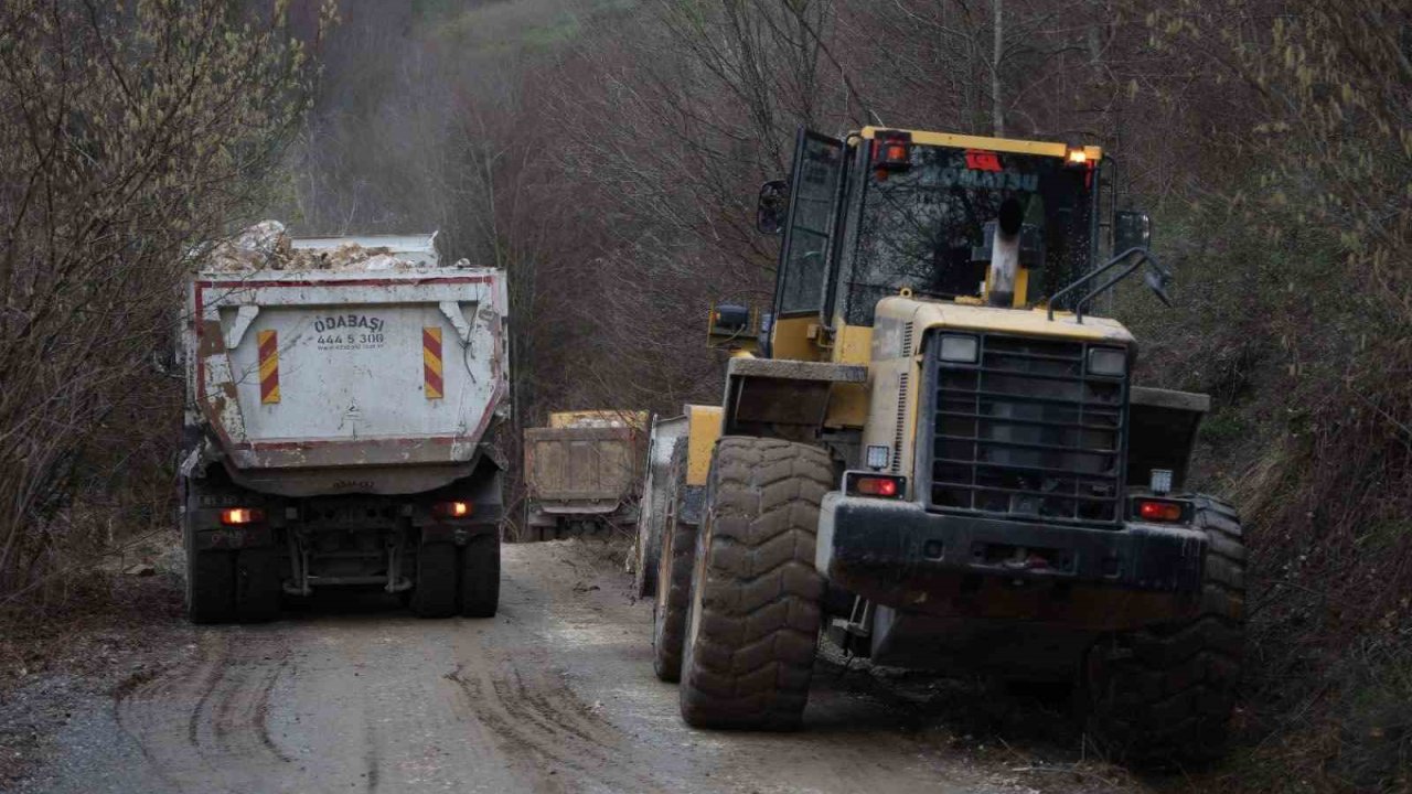Erdemli Köyü’nde heyelana hızlı müdahale