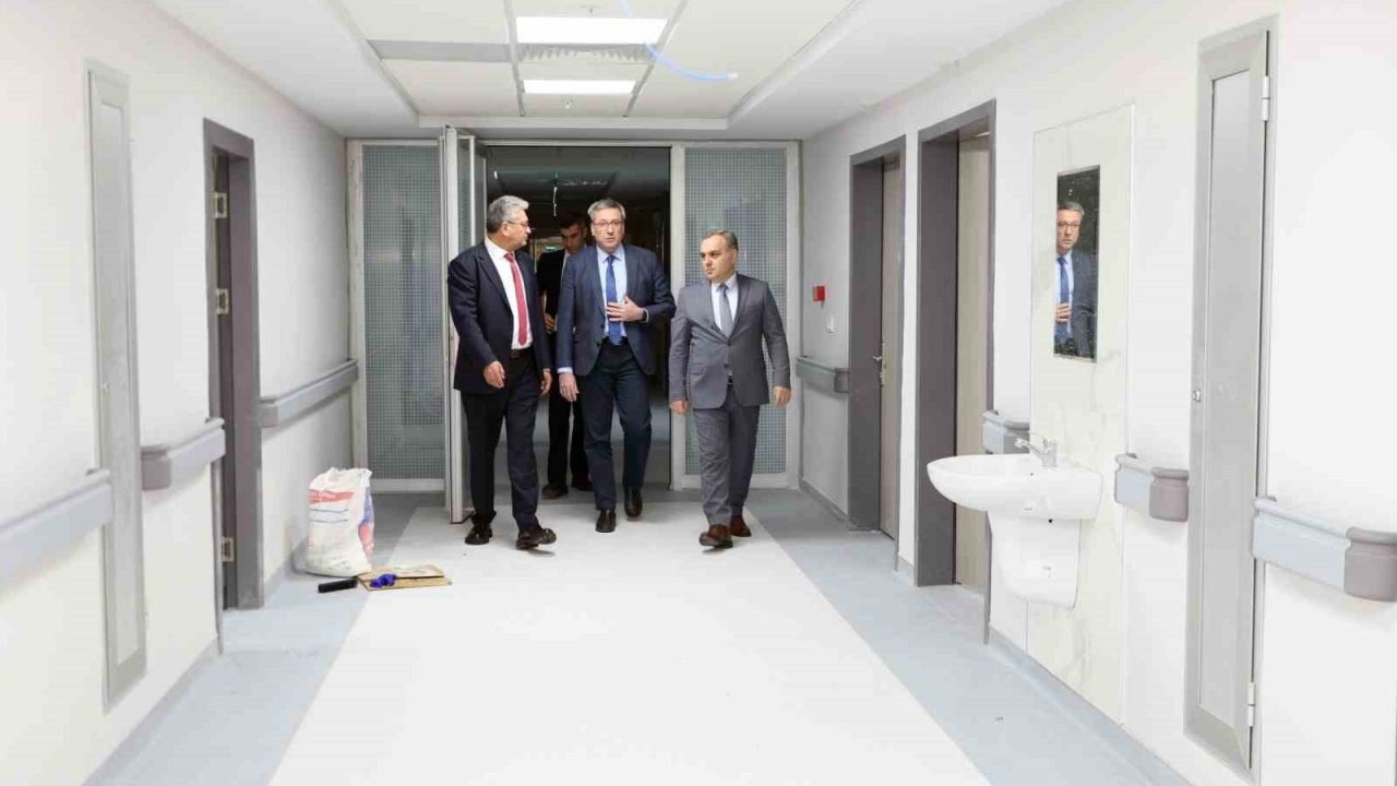 ERÜ Hastaneleri’nde yenileme çalışmaları devam ediyor