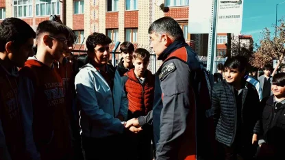 Erzurum’da gençlere rap müzikli mesaj beğeni topladı