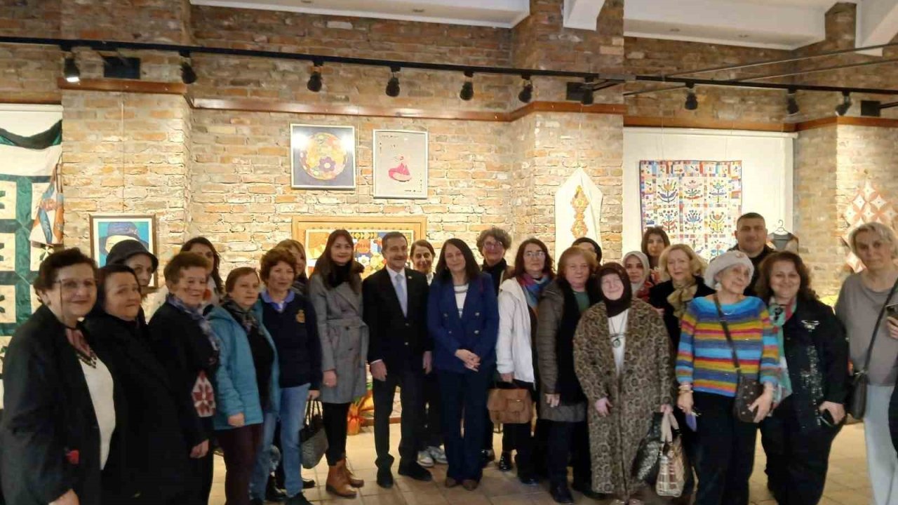 Eskişehirli ‘Kırkyama’ eğitmenleri ‘Kırkyama’ adlı sergi açtılar