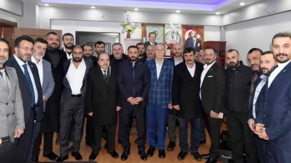 ESOB’dan Oto Tamir ve İmalatçıları Odası Başkanı Akdoğan’a tebrik ziyareti