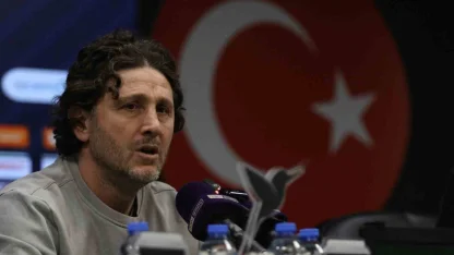 Fatih Tekke: "Kocaelispor bana göre 1 puan alacak, belki galip gelebilecek oyun oynadı"