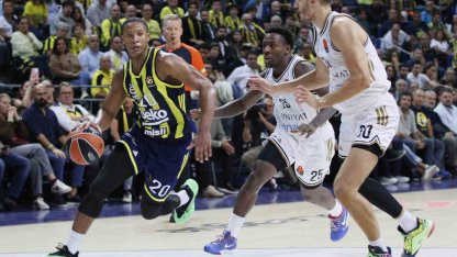 Fenerbahçe, Dubai Basketbol deplasmanında