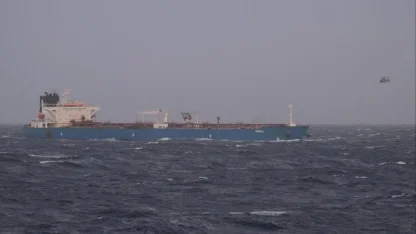 Fransa’nın el koyduğu "Grinch" tankeri Marsilya’da limana çekildi