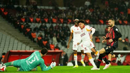 Gabriel Sara, Galatasaray’ın lig tarihinde en hızlı 4. golünü attı
