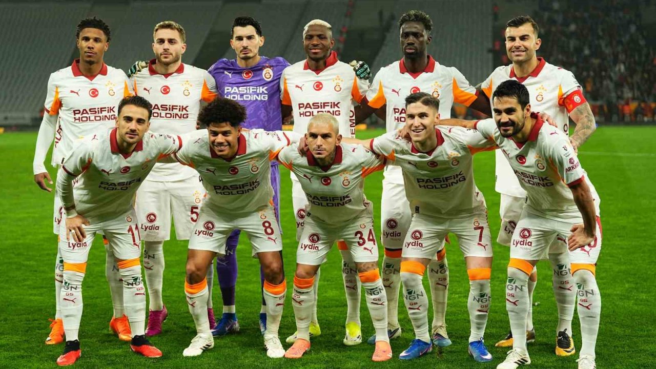 Galatasaray’da 3 değişiklik