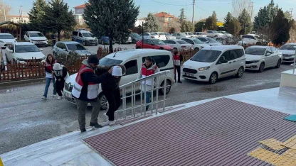 Gasp olayının şüphelileri önce kameraya ardından polise yakalandı
