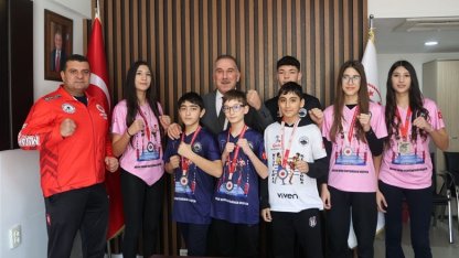 Gençlik ve Spor İl Müdürü Yığmatepe Muay Thai’de başarılı olan sporcuları ağırladı