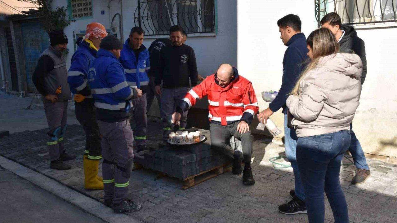 Germencik’te çaylar Başkan Zencirci’den