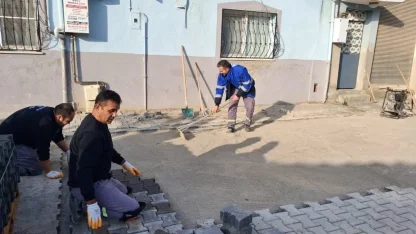 Germencik’te yol çalışmaları sürüyor