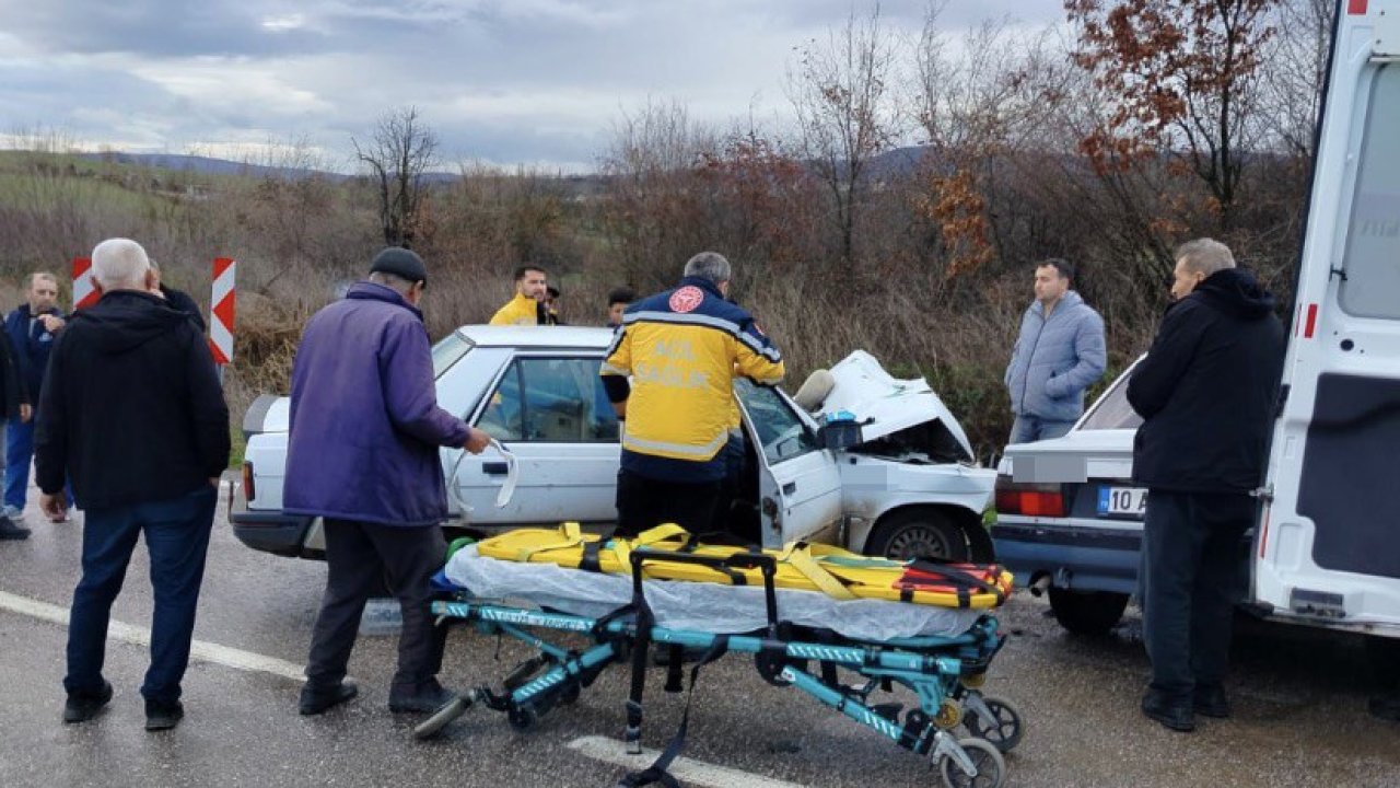 Gönen’de iki otomobil çarpıştı: 6 yaralı