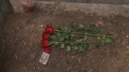 Güngören’de öldürülen Atlas Çağlayan’ın yakınları kabri başında dua etti